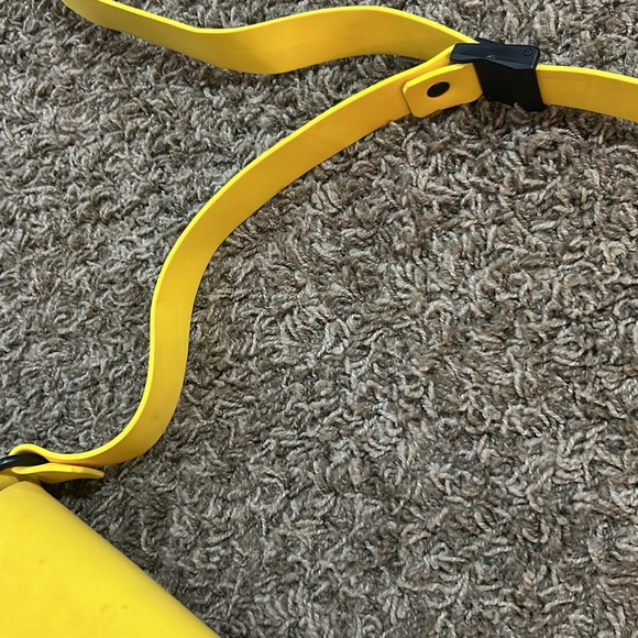 Makio Hasuike X Fila Yellow Foam Crossbody Messenger Collab - Picture 4 of 8